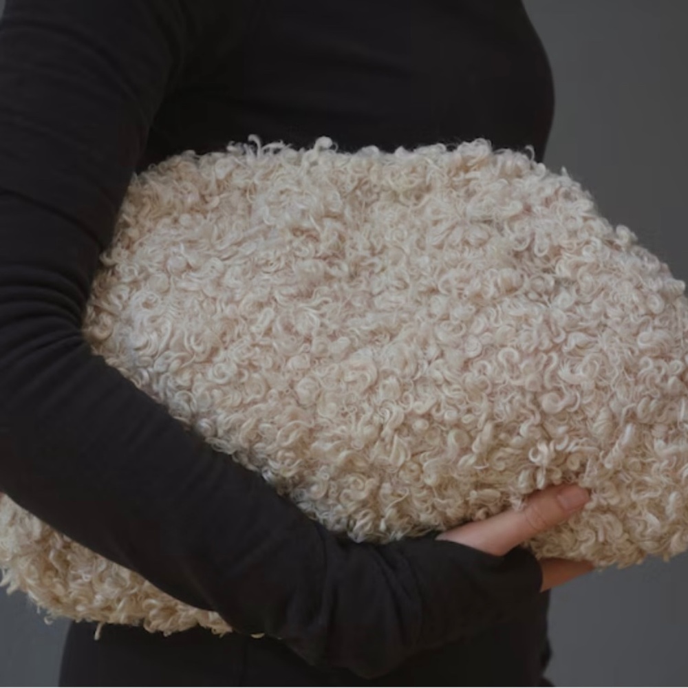 Elegant Curly Clutch Handbag